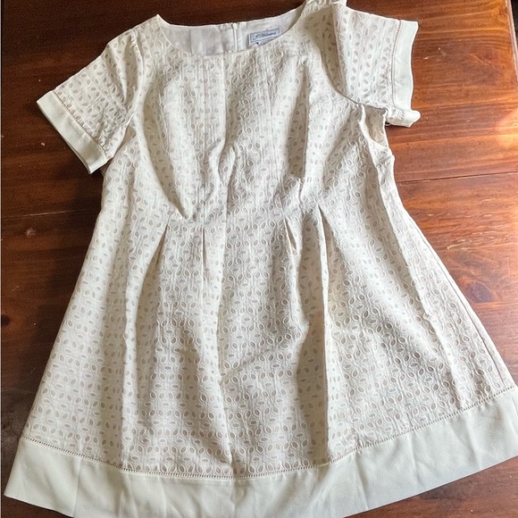 Elegant Cream Lace Dress - Picture 1 of 3